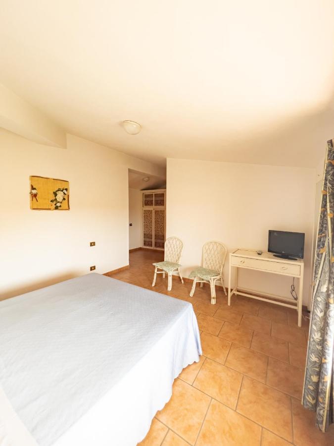 Albergo Ristorante Locanda Rosella Giba Εξωτερικό φωτογραφία