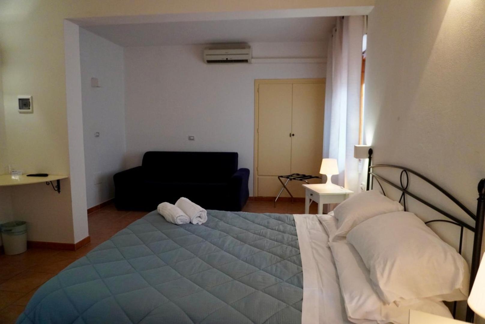 Albergo Ristorante Locanda Rosella Giba Εξωτερικό φωτογραφία