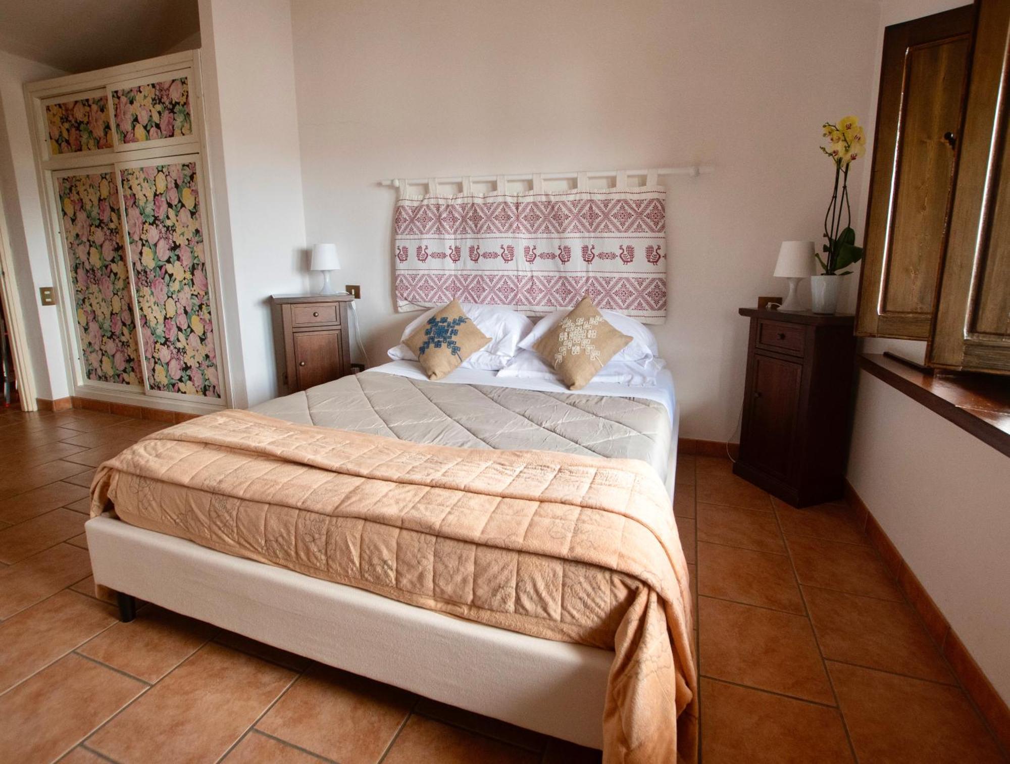 Albergo Ristorante Locanda Rosella Giba Εξωτερικό φωτογραφία