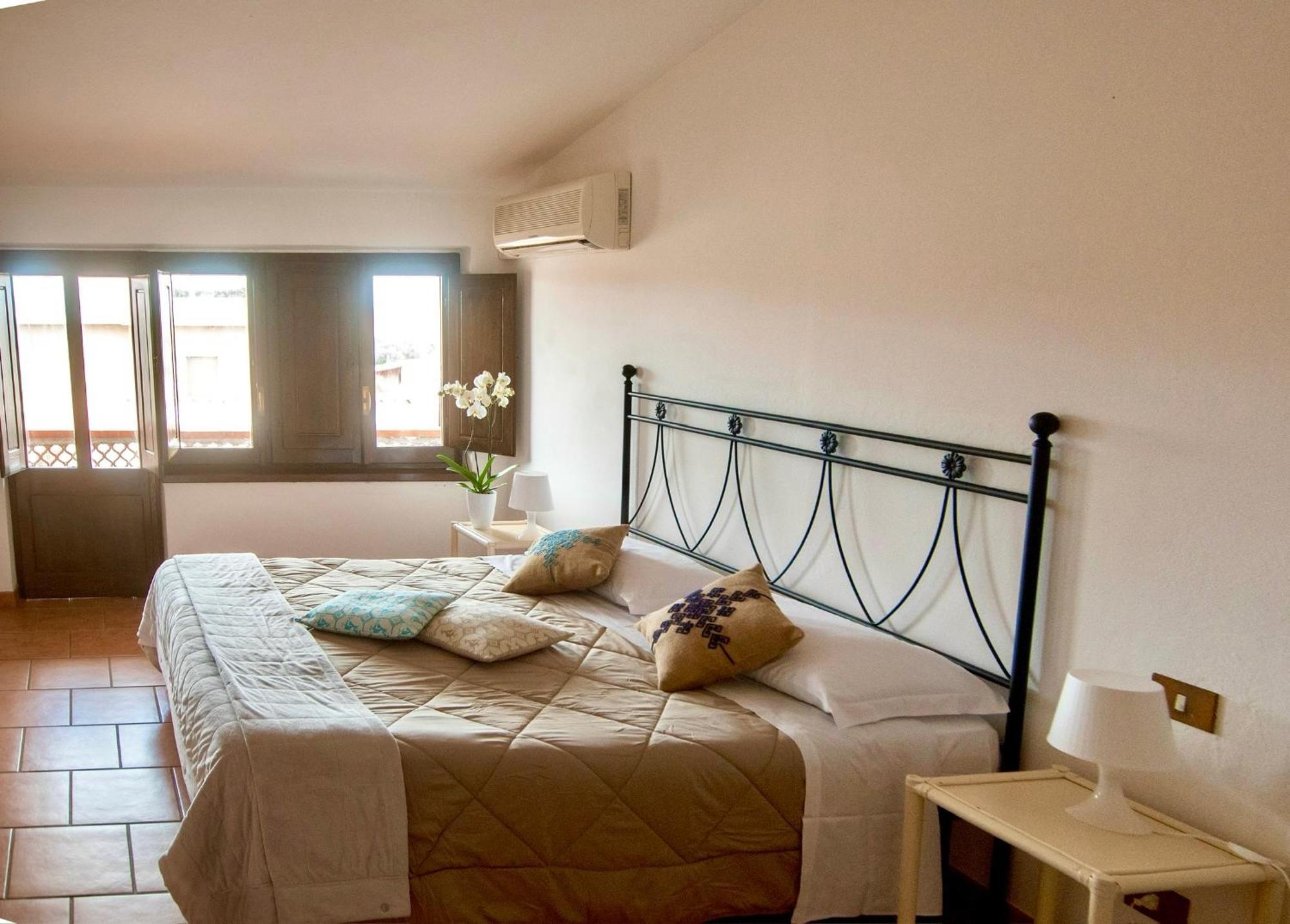 Albergo Ristorante Locanda Rosella Giba Εξωτερικό φωτογραφία